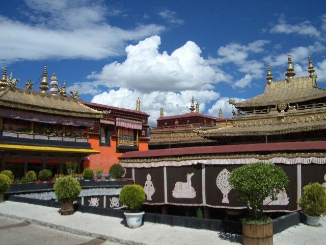 Jokhang Temple.JPG